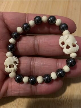 Handmade Vintage Hematite and Bone 🦴 Elephant Stretch Bracelet